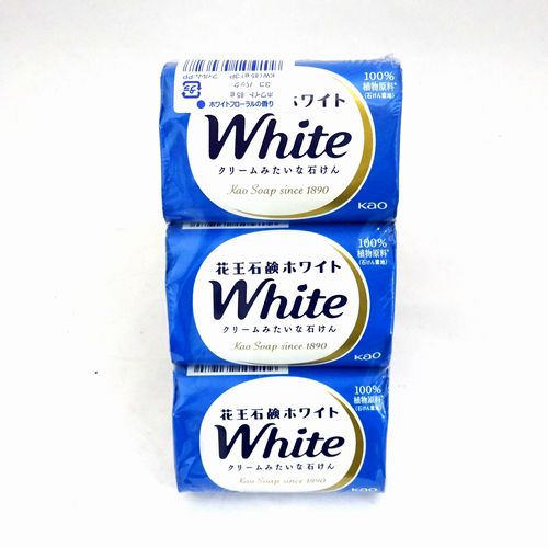 花王石鹸　ホワイト普通サイズ　ホワイトフローラルの香り　８５ｇｘ３個パック